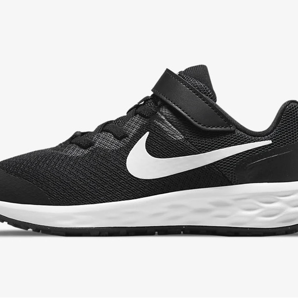 Boys new in box shoes - Picture 3 of 6